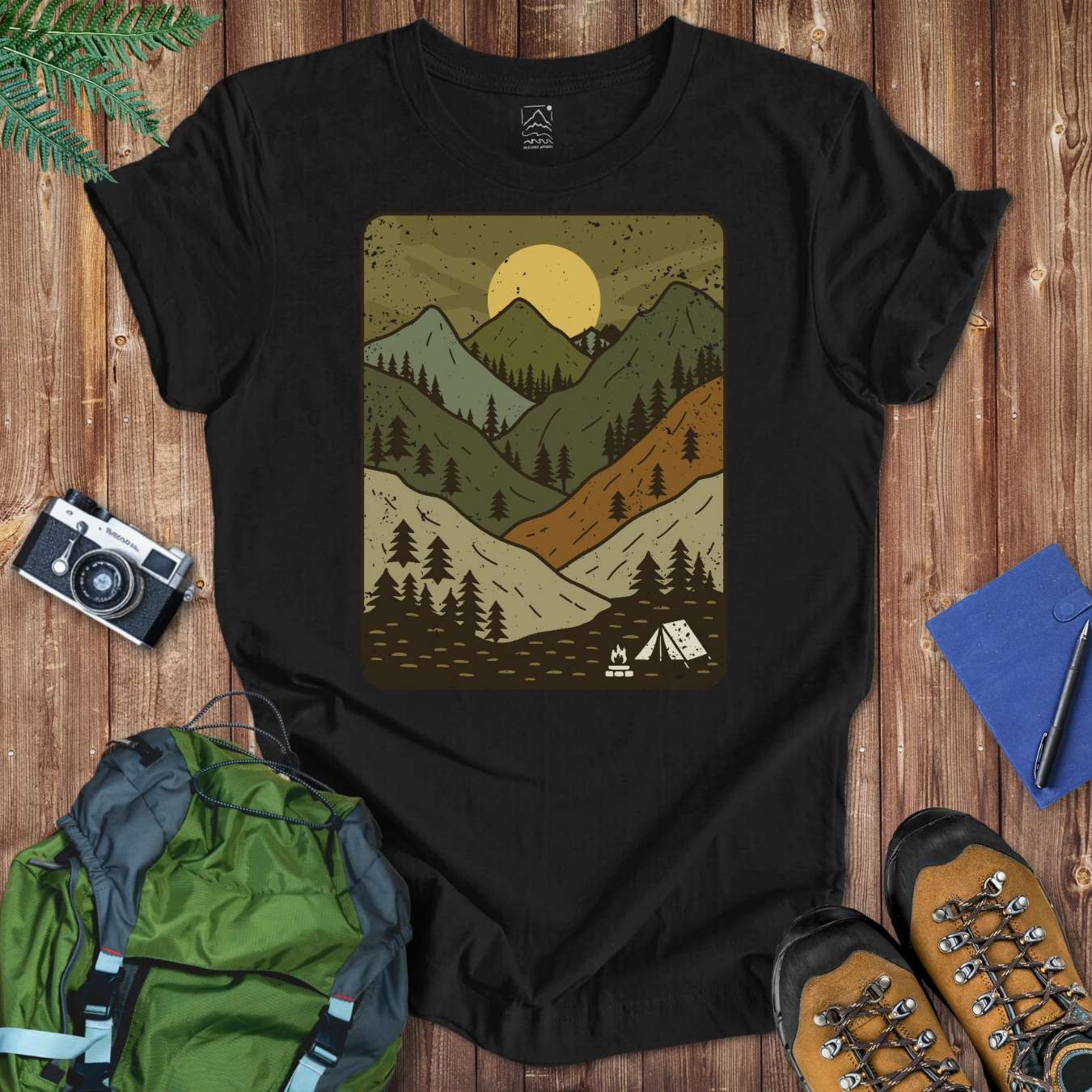 Camping Nostalgia Tee T-Shirt Black / S