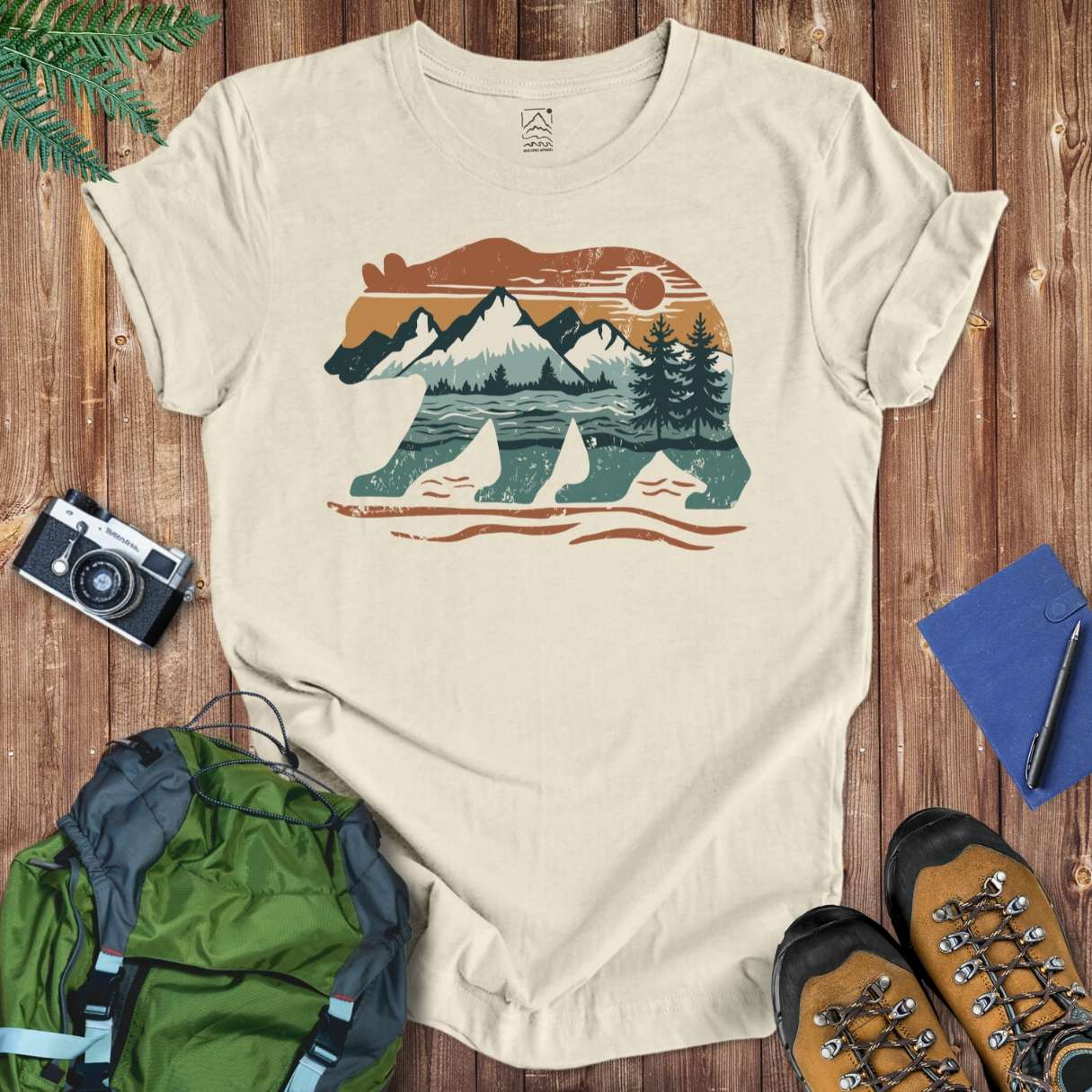 Mountain Bear Tee T-Shirt Natural / S