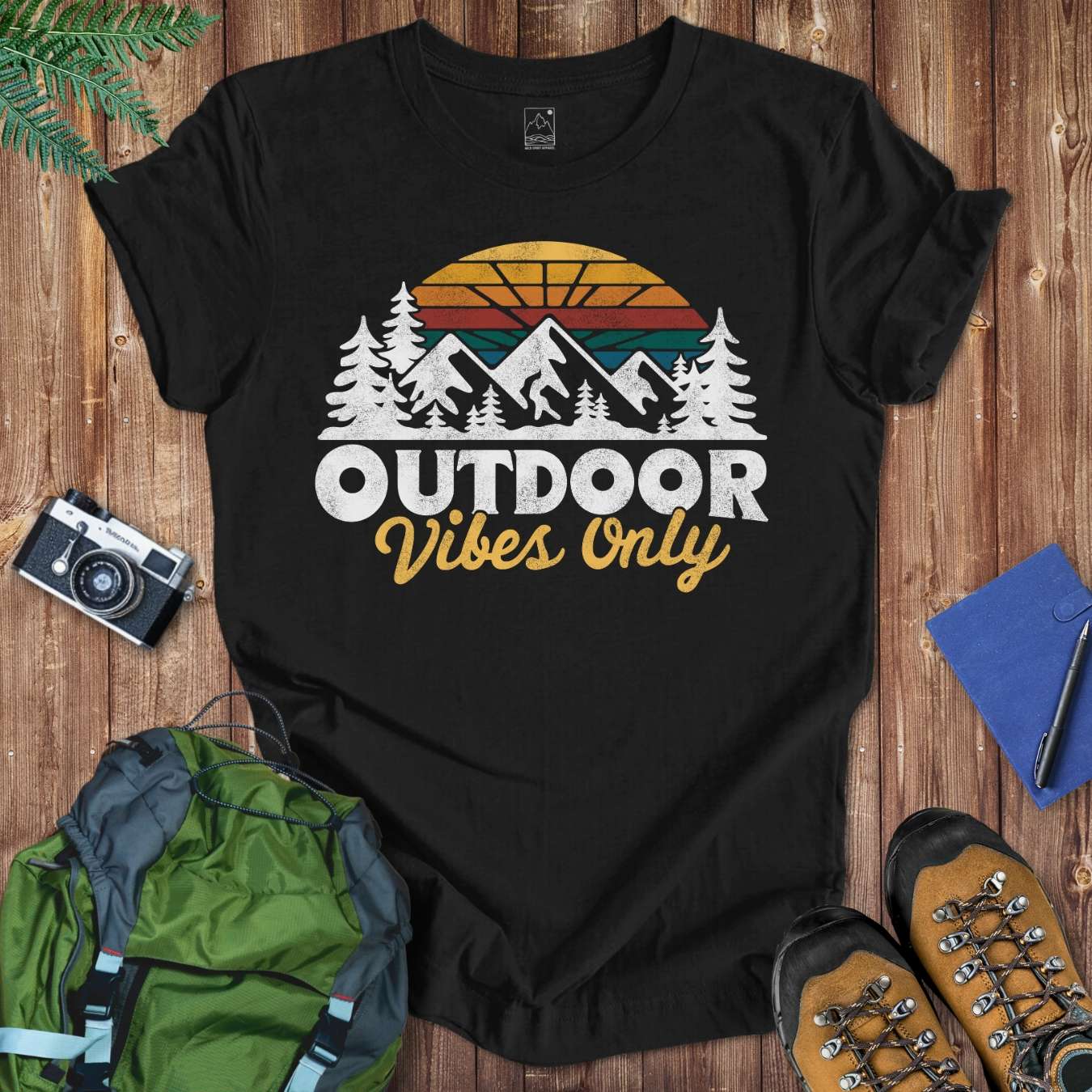 Outdoor Vibes Tee T-Shirt Black / S