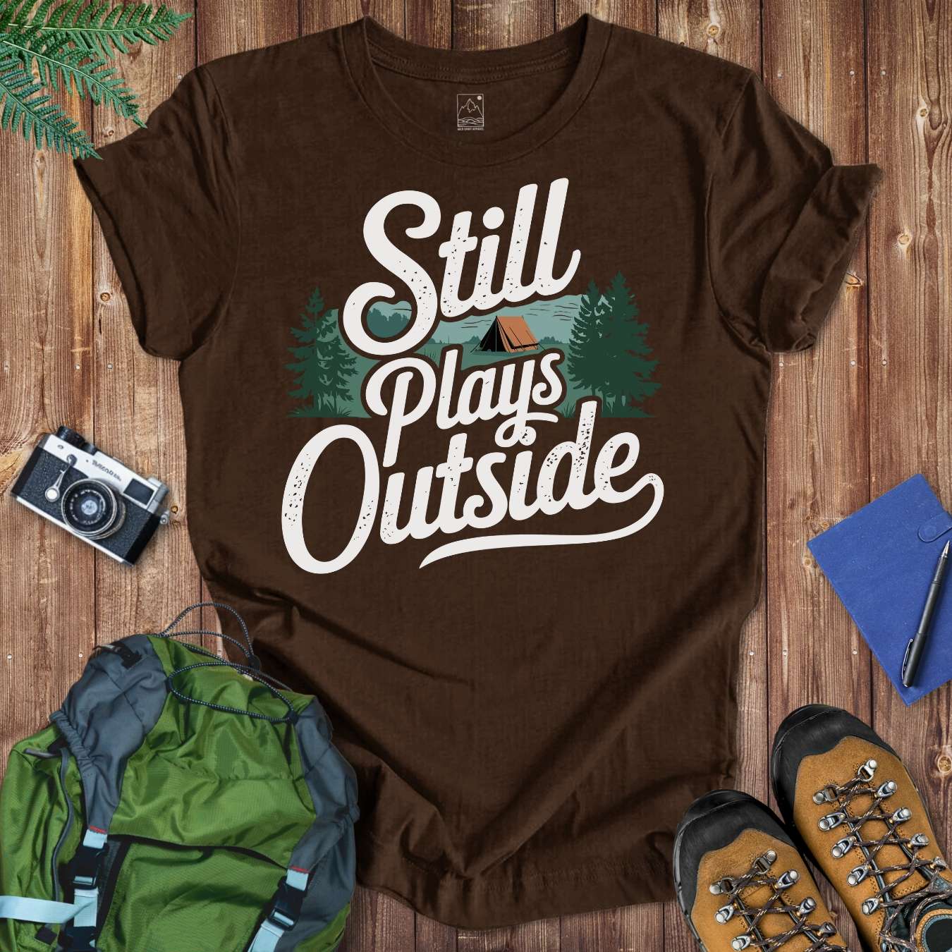 Plays Outside Tee T-Shirt Brown / S