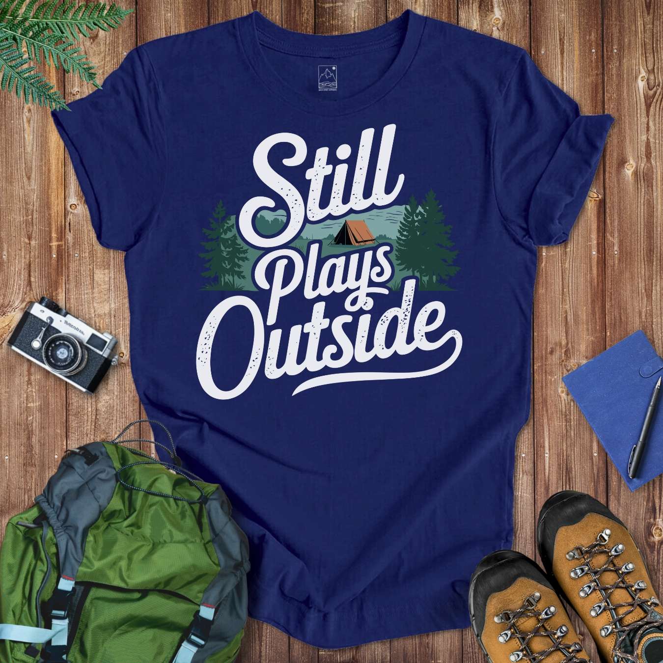 Plays Outside Tee T-Shirt Navy / S