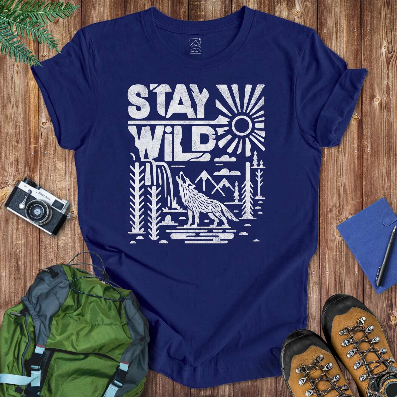 Stay Wild Wolf Tee T-Shirt Navy / S