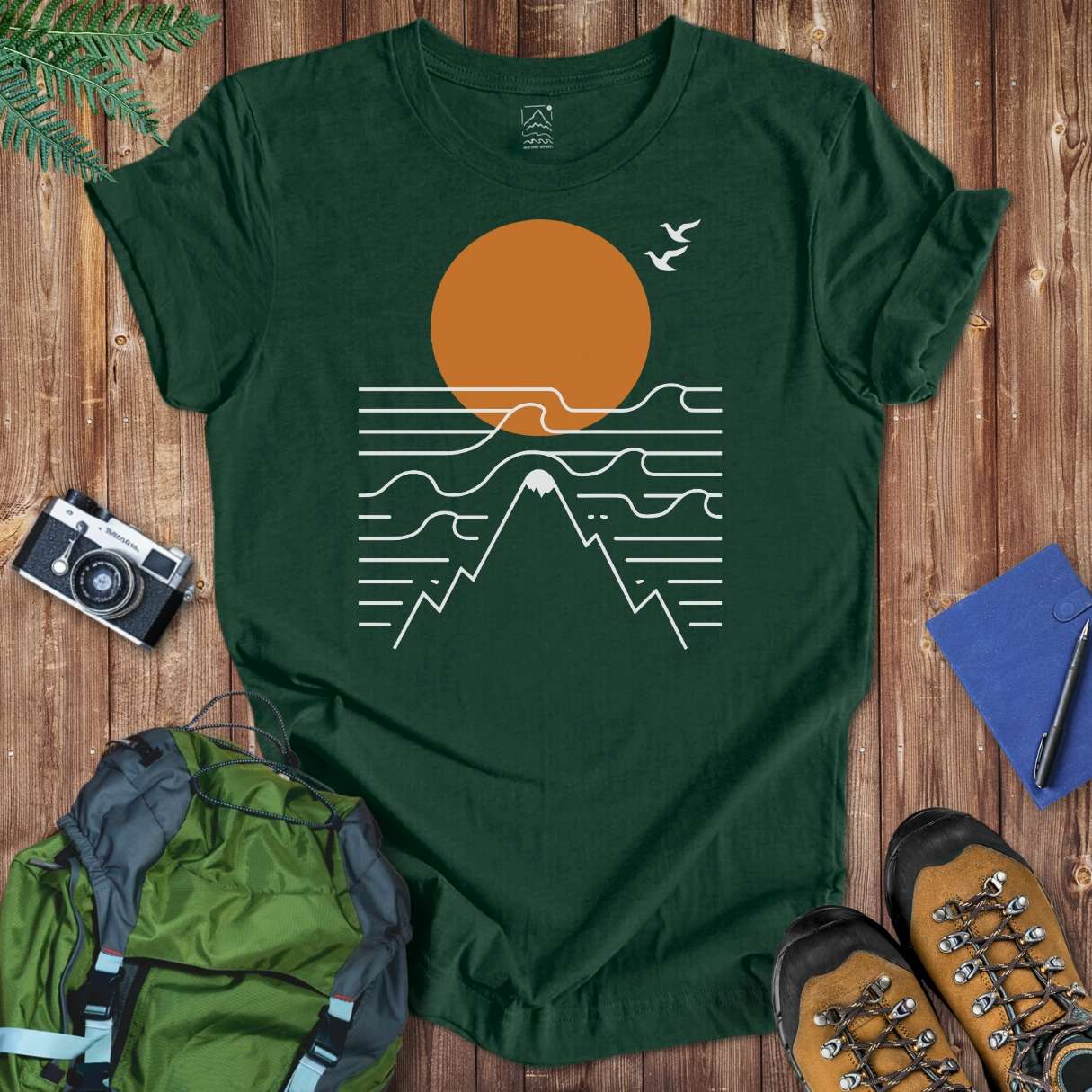 Sun & Waves Tee T-Shirt Forest / S