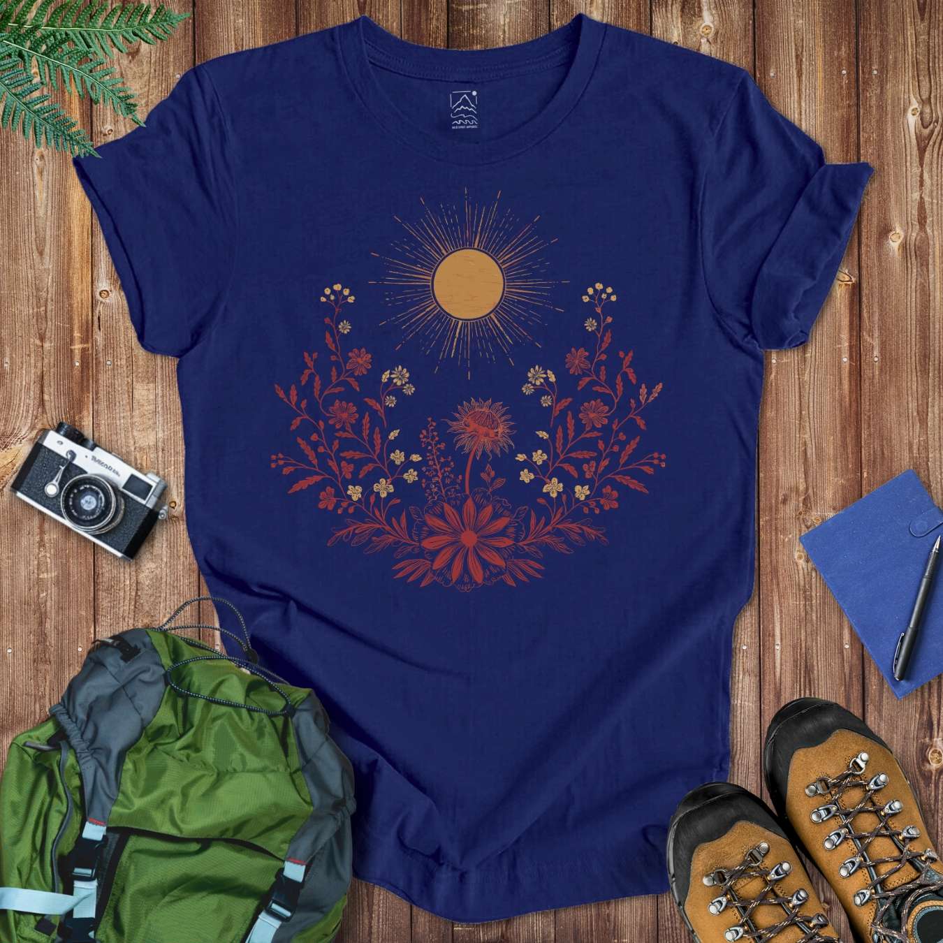 Sunlit Meadow Tee T-Shirt Navy / S