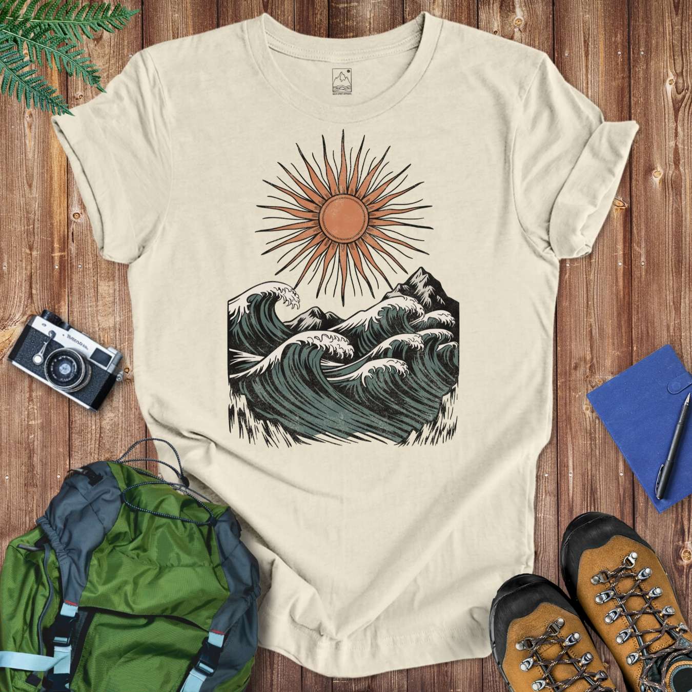 Sunny Waves Tee T-Shirt Natural / S